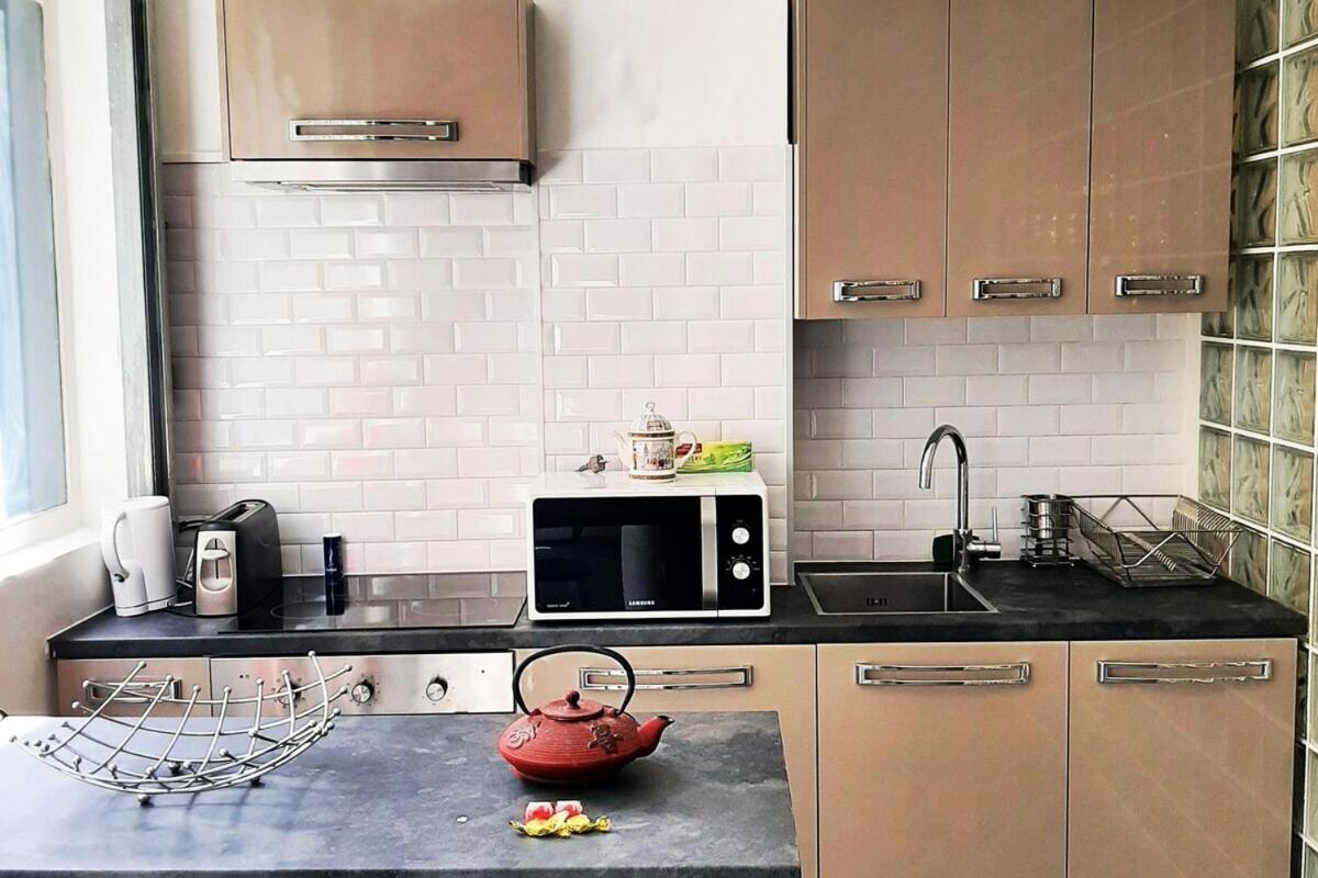 Sweet Apartment In Paris Montmartre Eksteriør billede